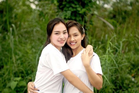 jela cuenca lesbian